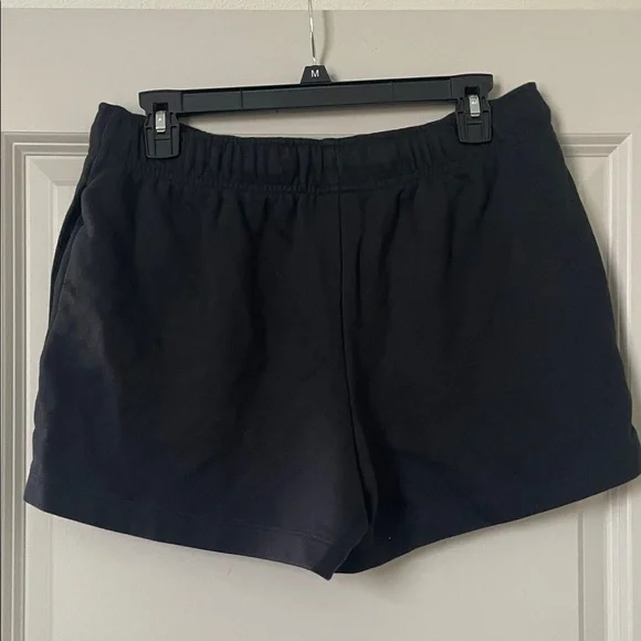 Nike Women's Black Athletic Shorts - Picture 3 of 3